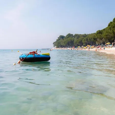 In Valbandon Near & Fa Ana Apartman Fažana