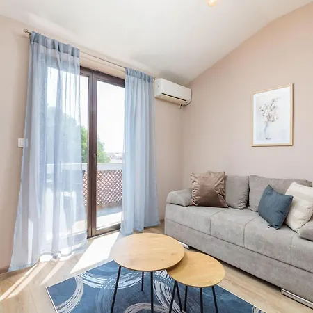 In Valbandon Near & Fa Ana