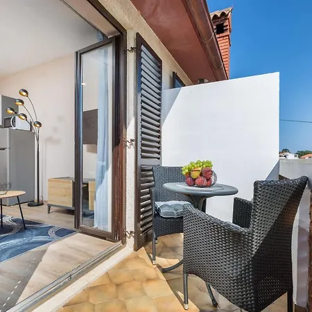 Daire In Valbandon Near & Fa Ana *