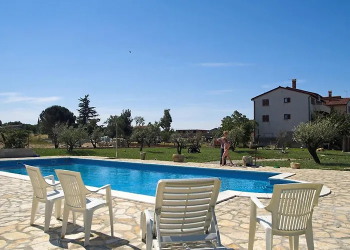 In Valbandon Near & Fa Ana